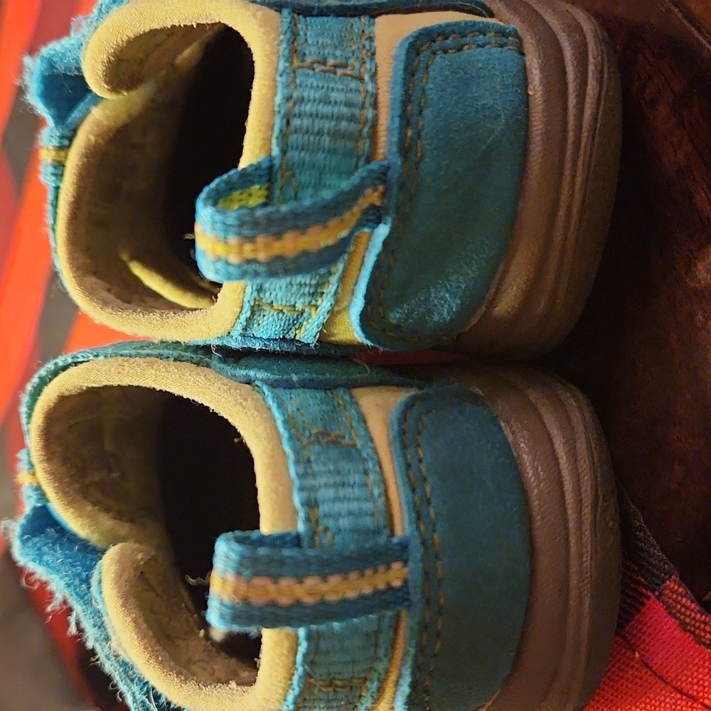 Keen Kids Aqua Blue and Yellow Sandals Size Toddler 6 - Picture 3 of 16